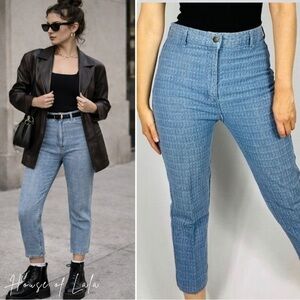 Vintage High Waisted Light Denim Capri Jeans. Flood Length. Slim Fit. Size Small